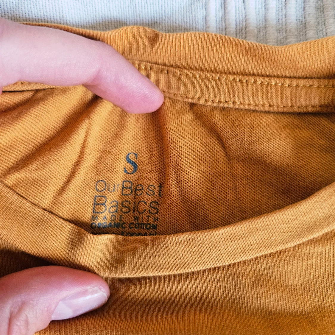 Senapsgul t-shirt - 1