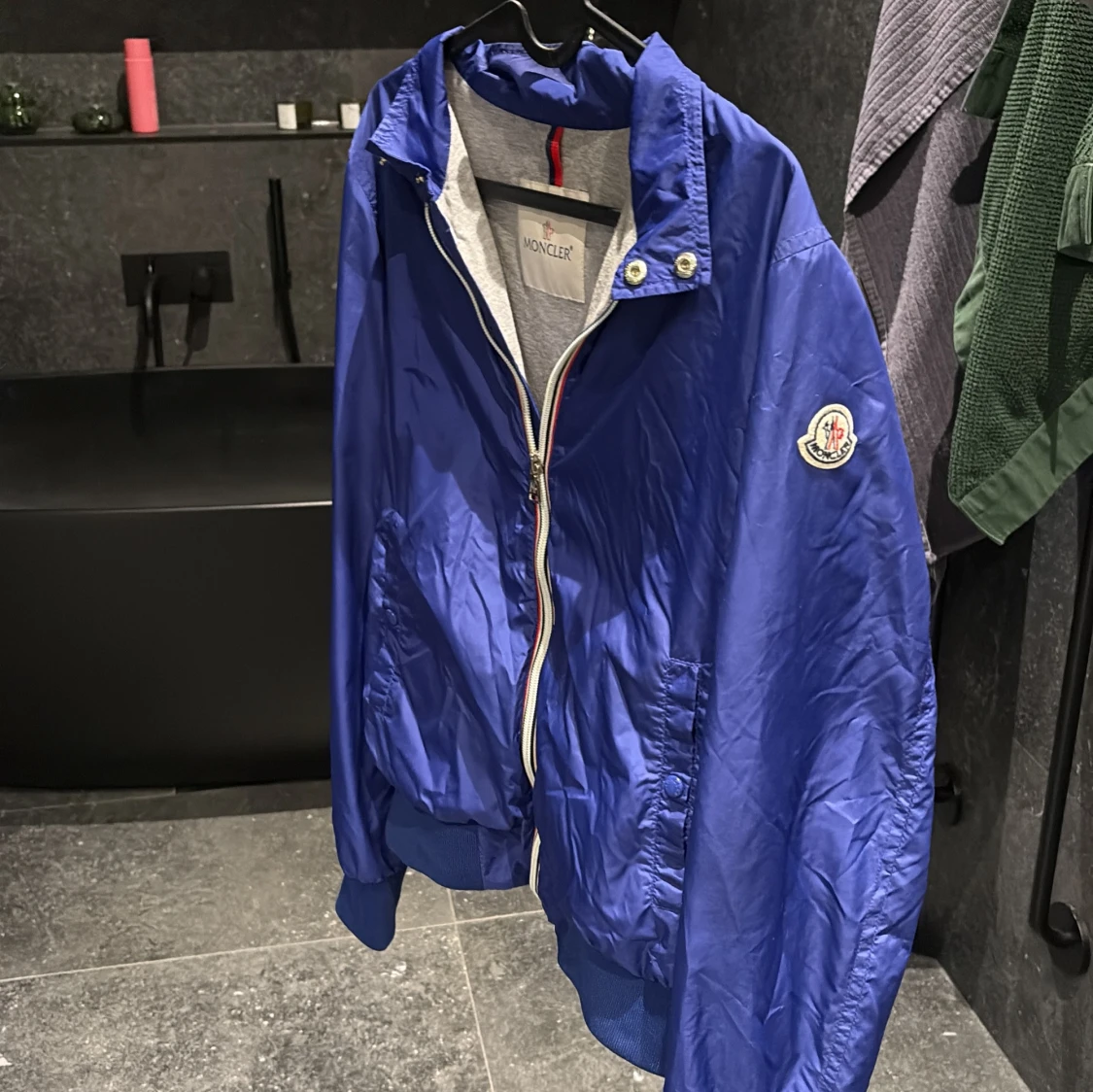 Blå vindjacka från Moncler - 2