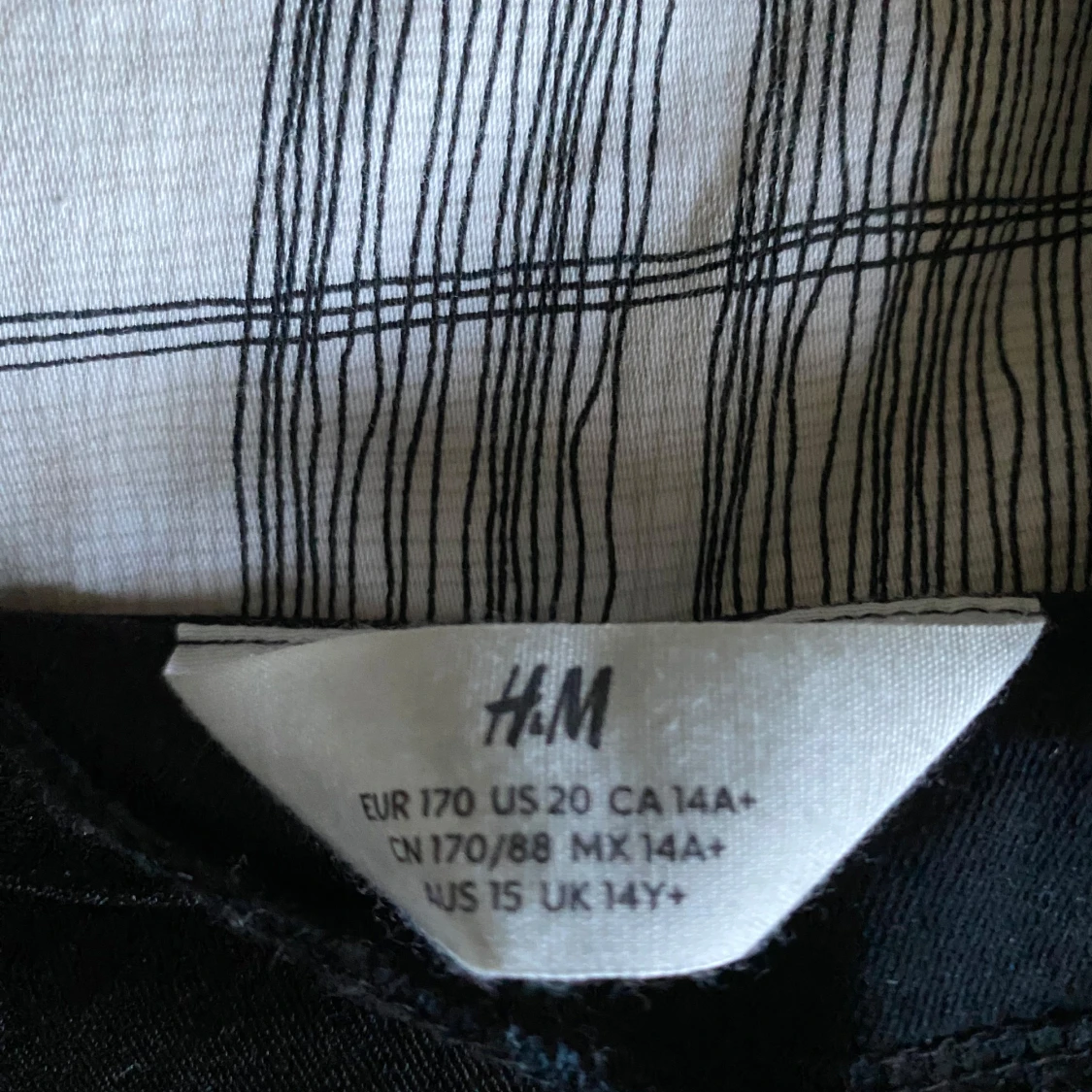 Svart kortklänning från H&M - 2