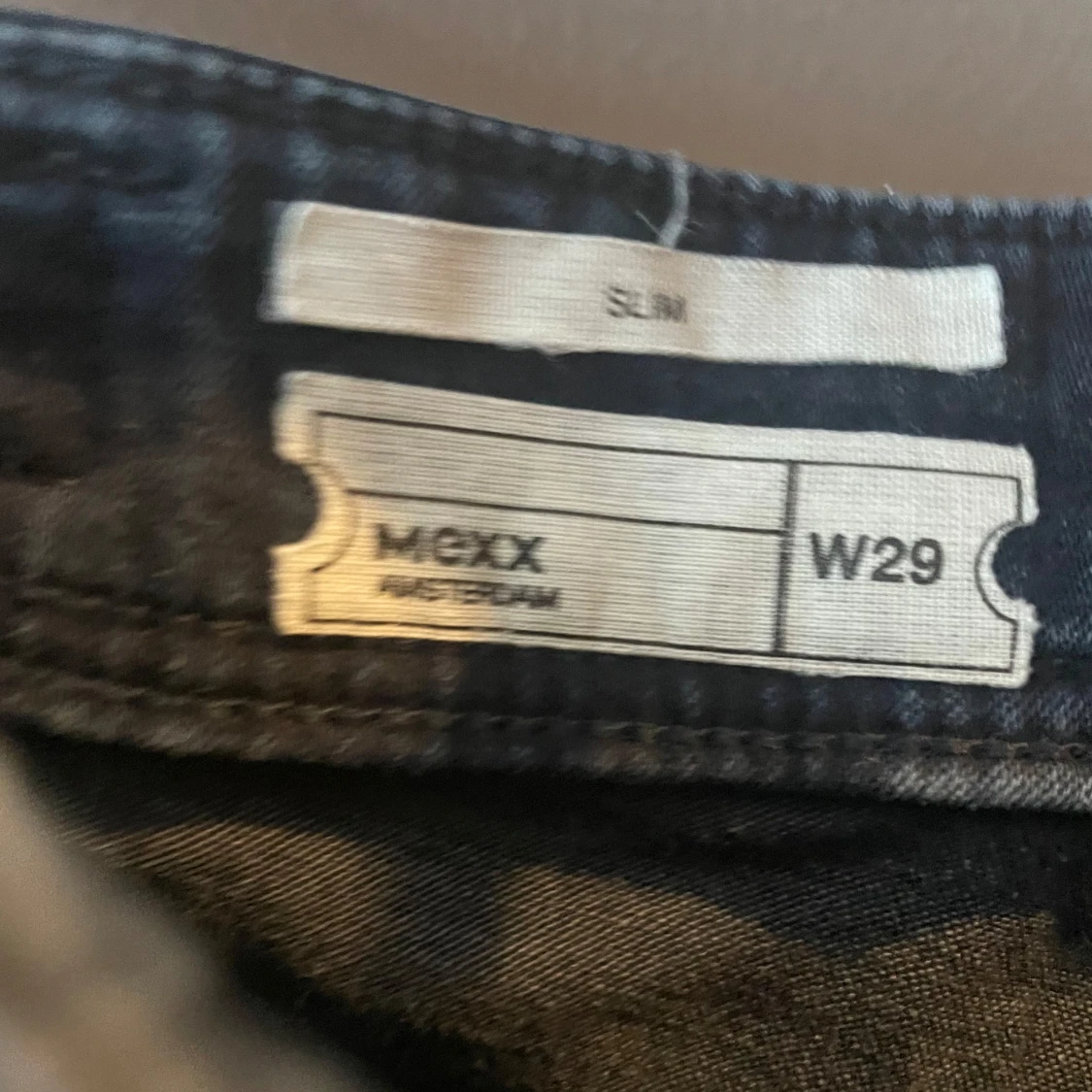Glittriga svarta slim jeans från Mexx W29 - 3
