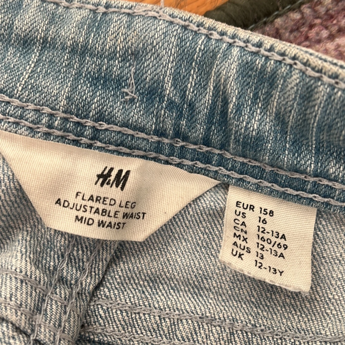 Ljusblå bootcut jeans från H&M - 3