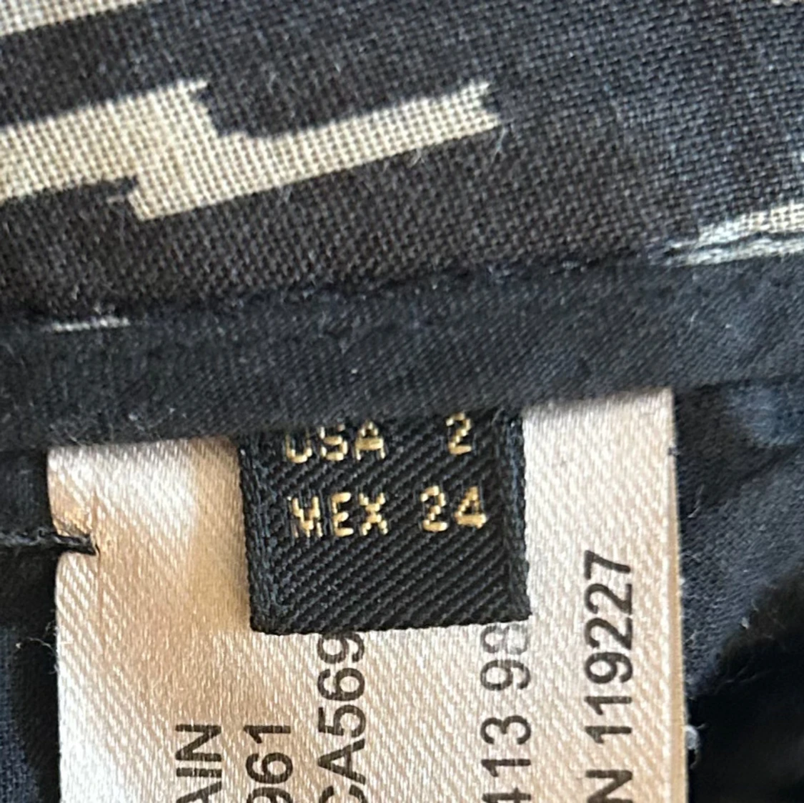 Mönstrade shorts från Massimo Dutti - 3