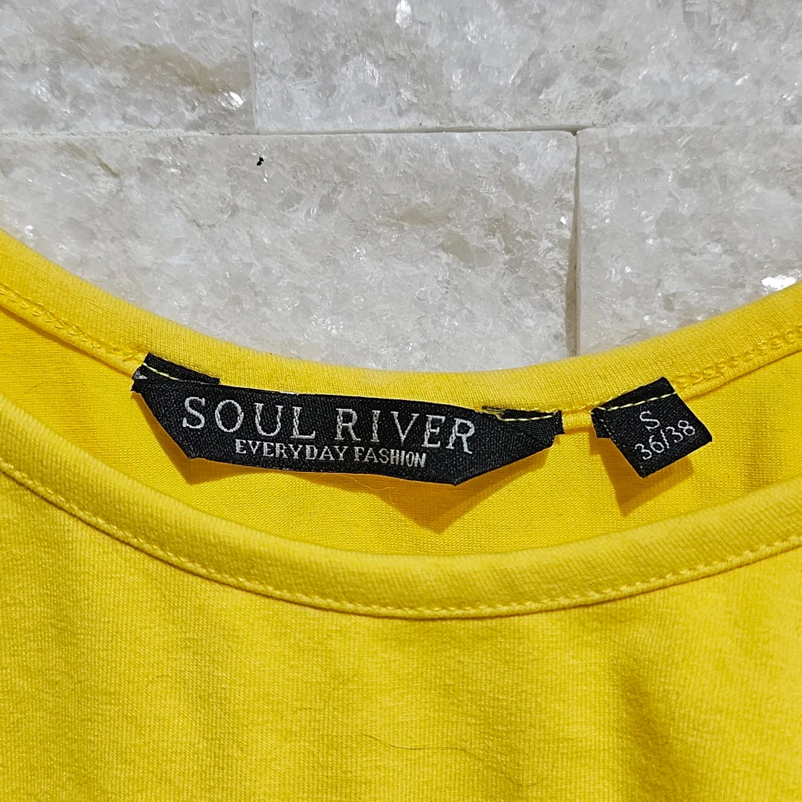 Gul linnetopp från Soul River - 1