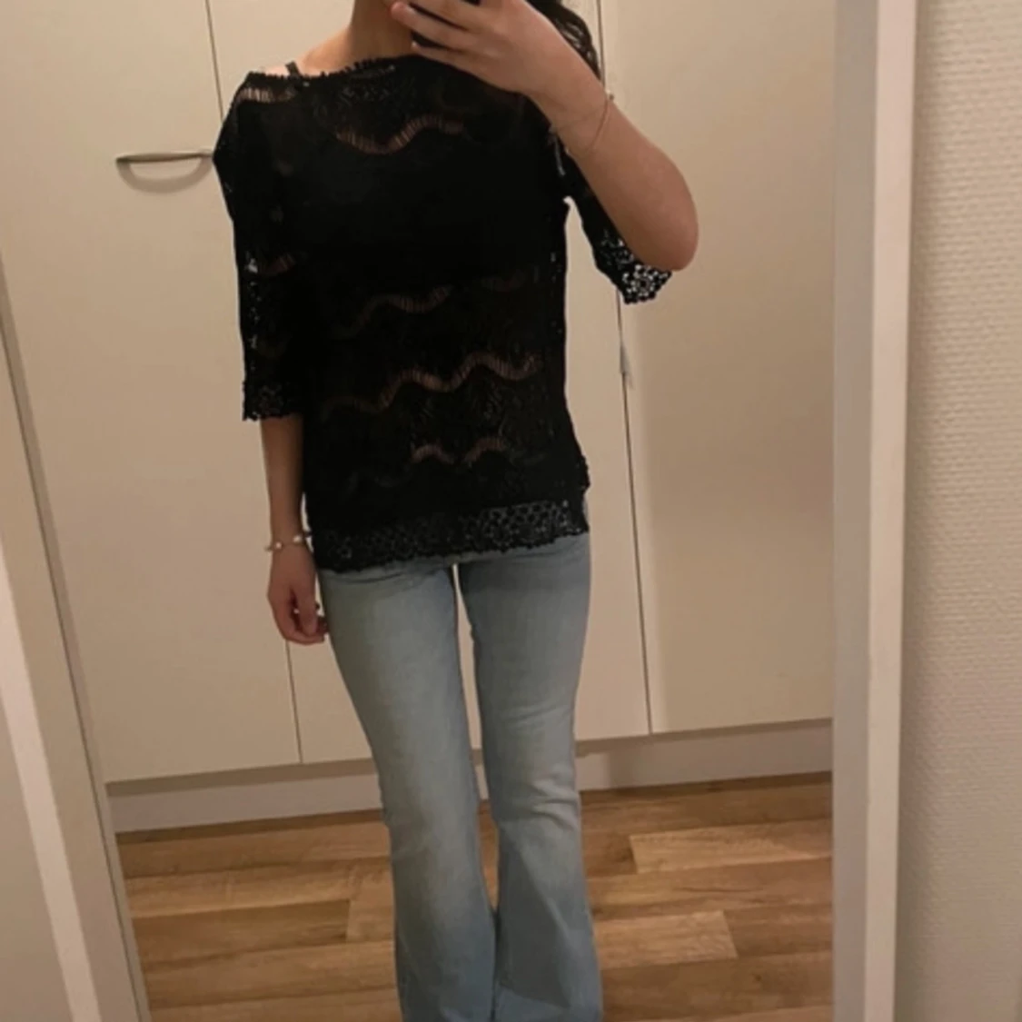Svart spetsblus - 1