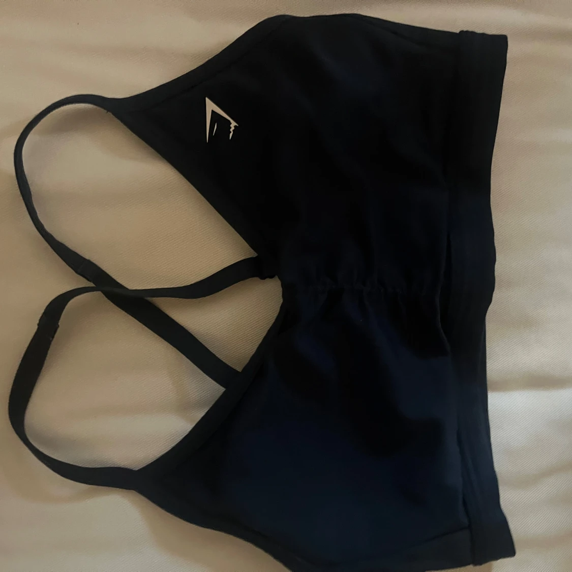 Mörkblå sport-bh från Gymshark