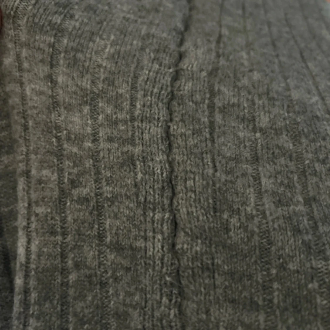 Grå ribbad långkjol från 157 - 4