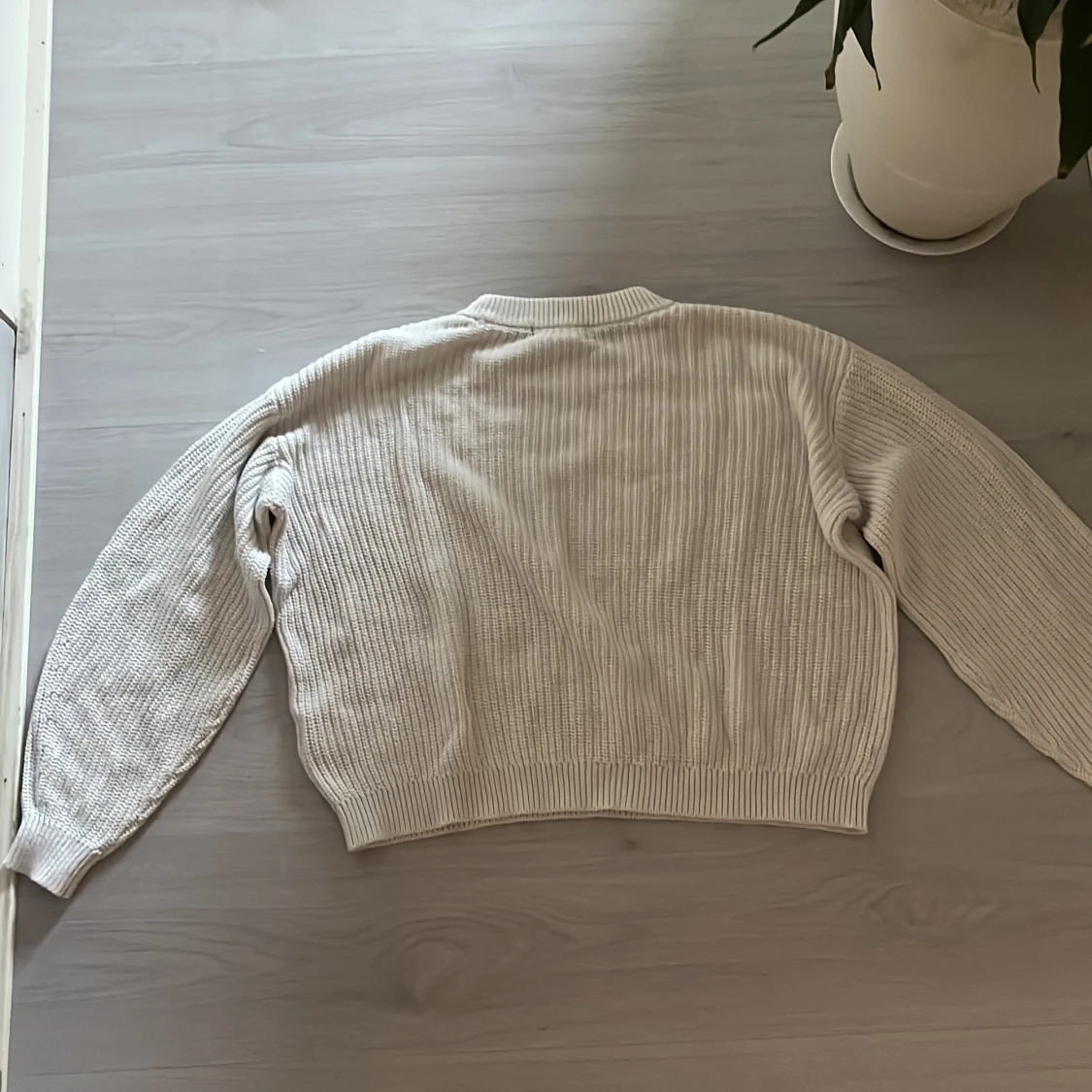 Beige ribbad stickad tröja 157 - 1