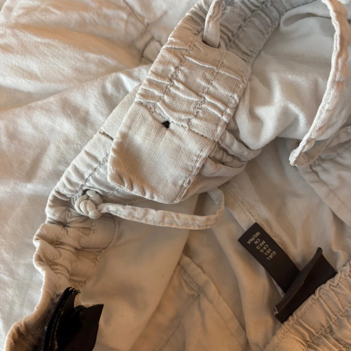 Vita linnebyxor från H&M Regular Fit - 4