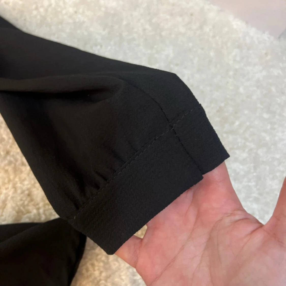 Svart långärmad blus - 1