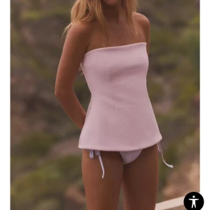 Rosa tubtopp - Rosa tubtopp från zara i gott skick💗skriv för fler bilder!