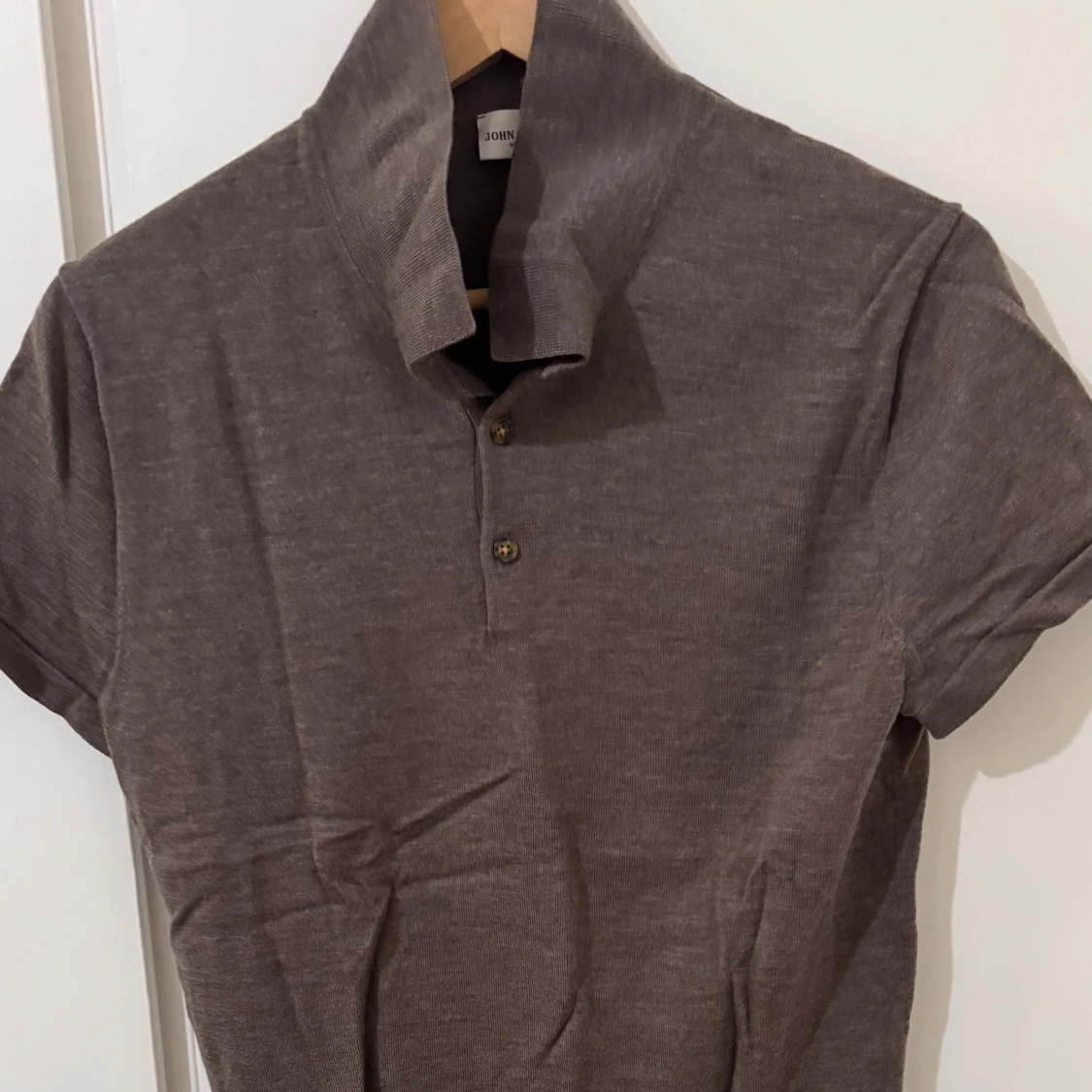 Brun kortärmad piké från John Henric - 1