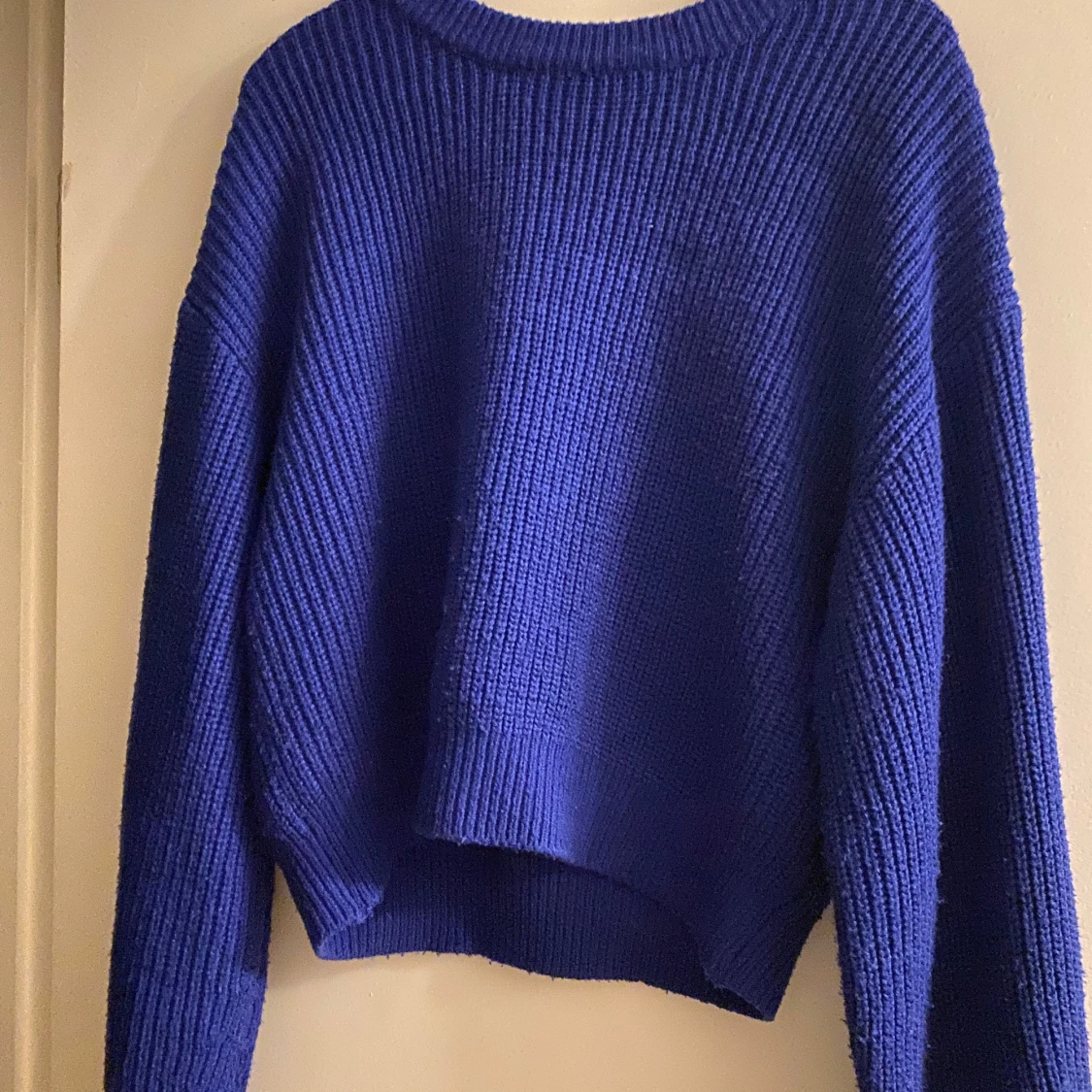 Blå stickad tröja från H&M Divided