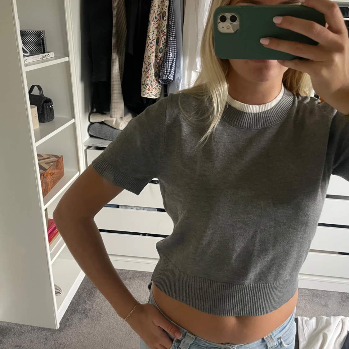 Grå tröja - 2