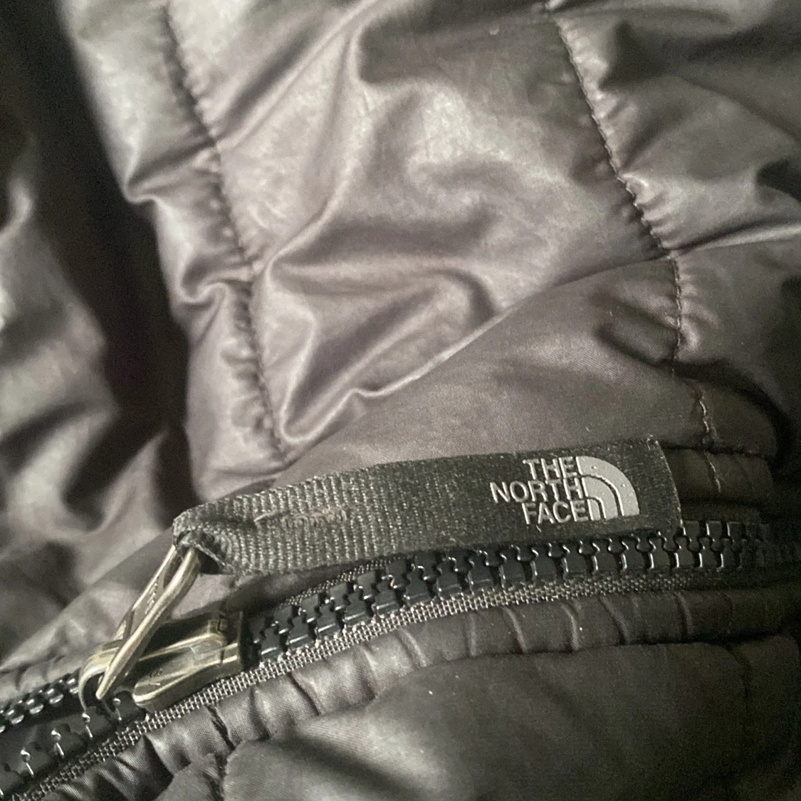 Svart quiltad pufferjacka The North Face - 2