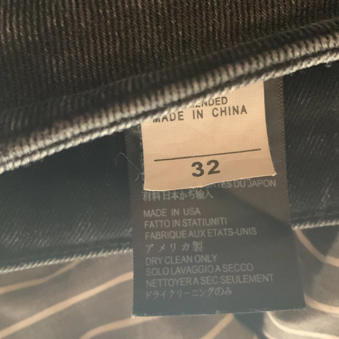 Svarta jeans från Amiri med ängeltryck - 2