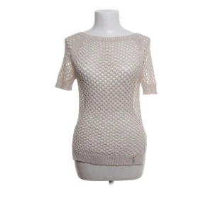 Topp - Jätte fin topp man kan ha linne under eller bikini, vad än du vill! Jag älskar den här så mycket, hjälpte mig sååå mycket under speciellt sommarn