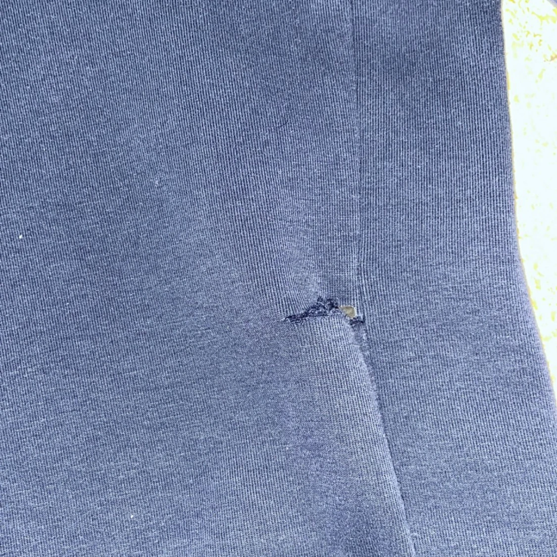 Mörkblå huvtröja från Nike - 3