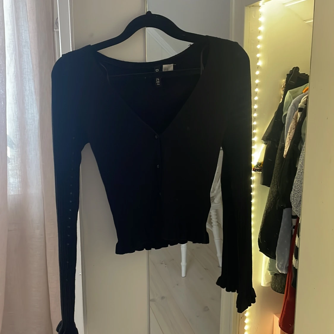 Svart ribbad kofta från H&M - 1