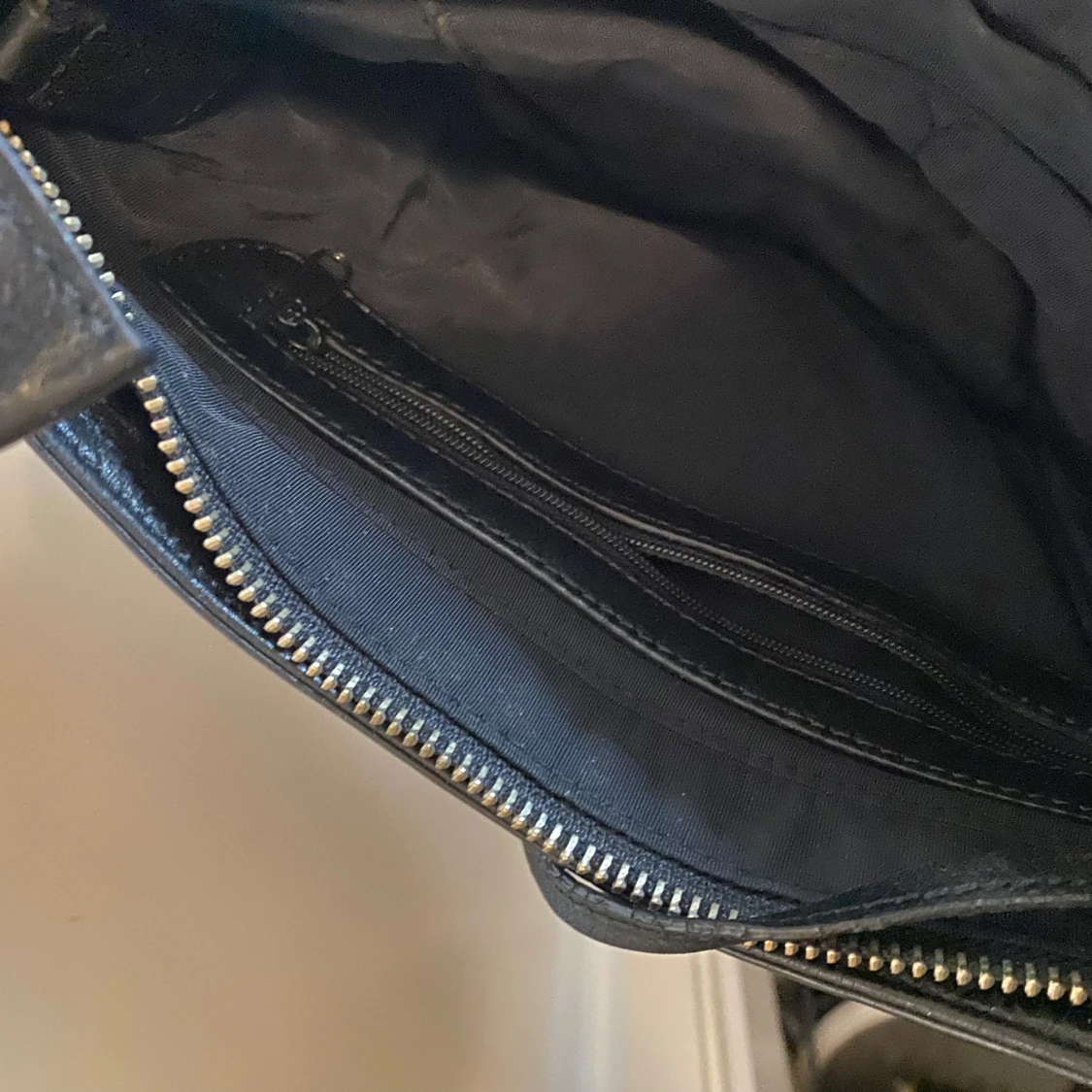 Svart axelväska äkta skinn Eco  - 3