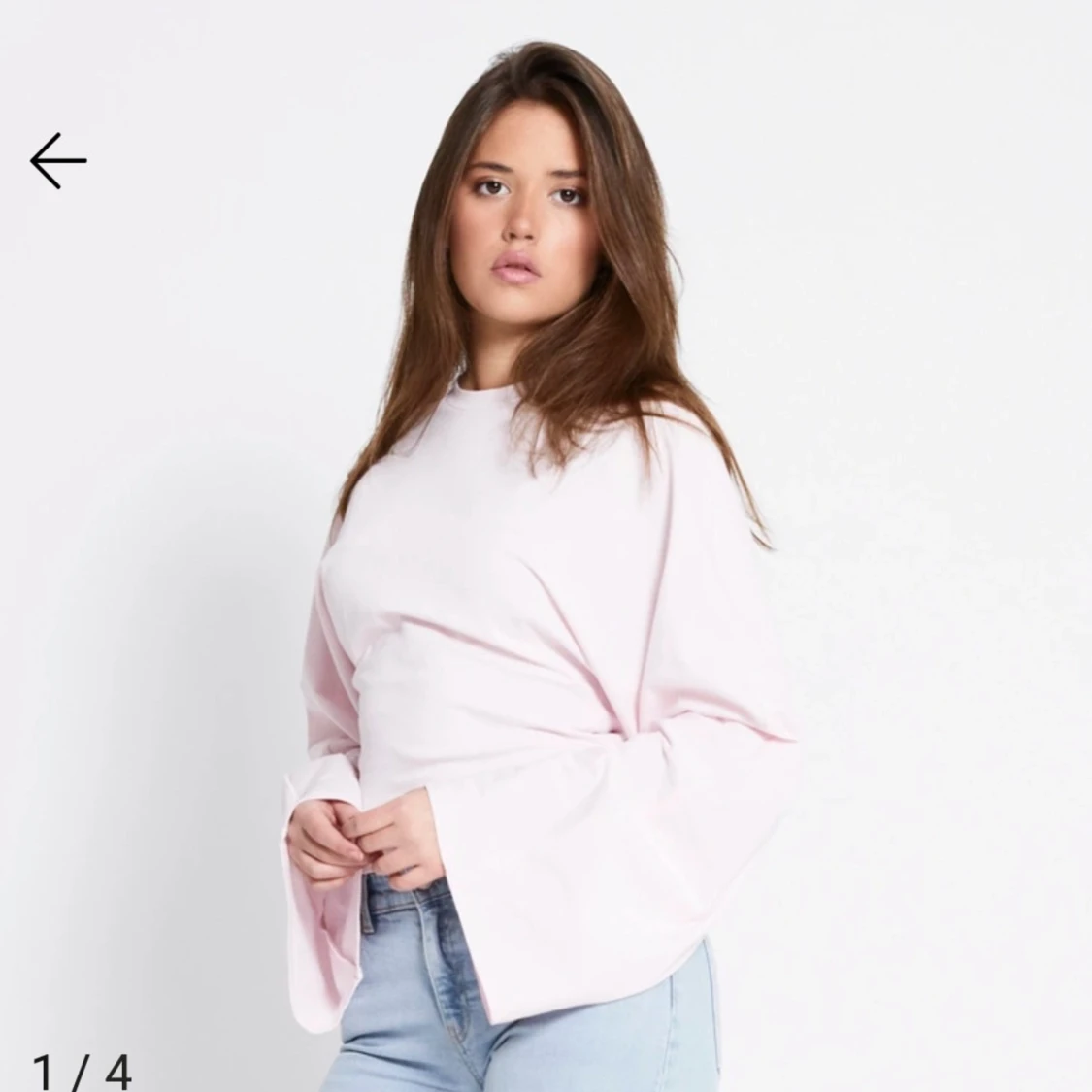 Ljusrosa långärmad topp med vida ärmar