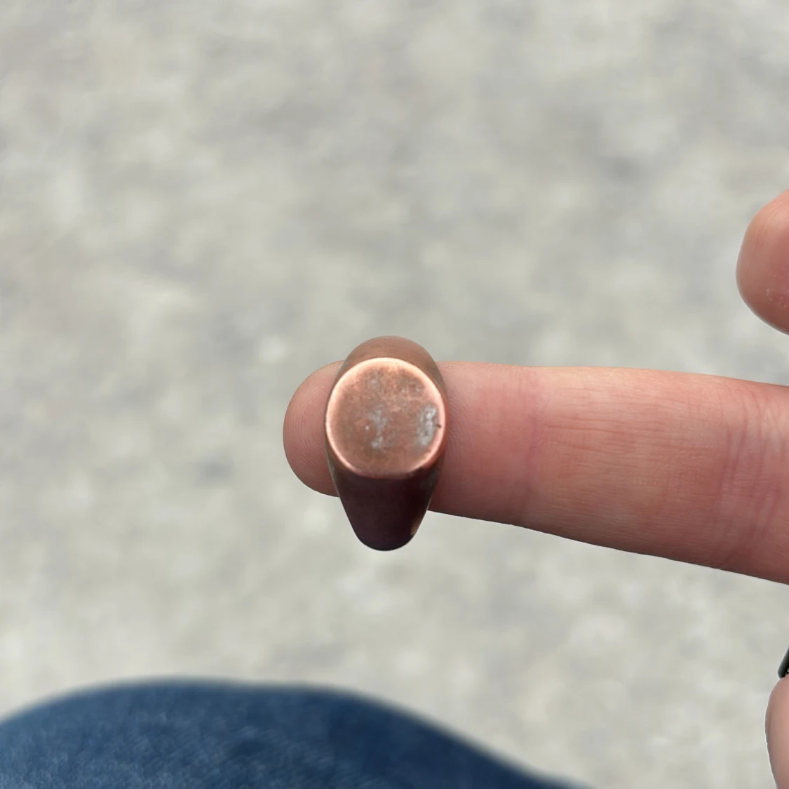 Klassisk signetring i koppar - 2