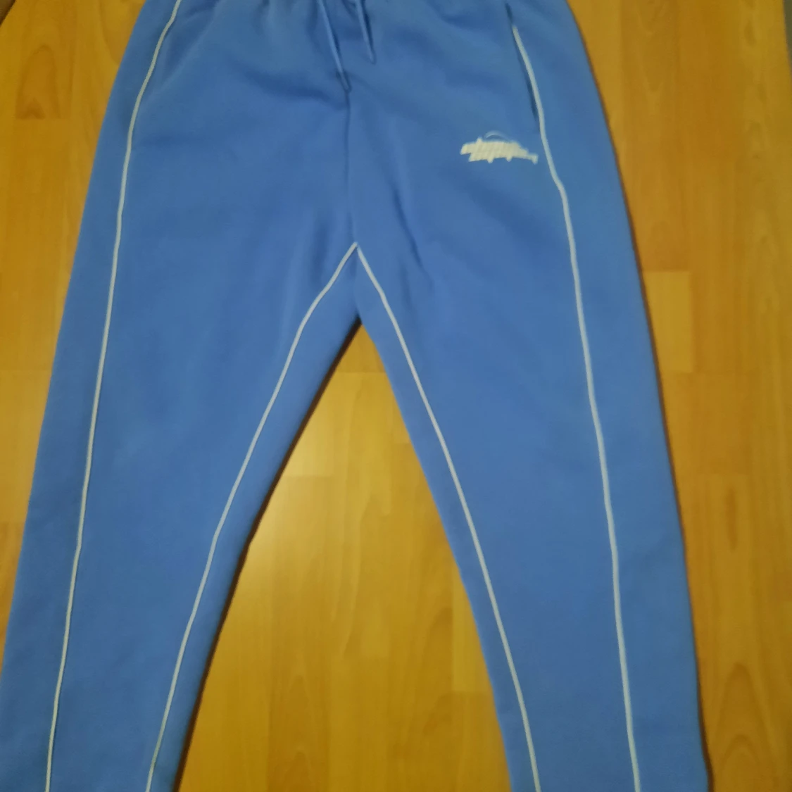 Blå mjukisbyxor från FSBN