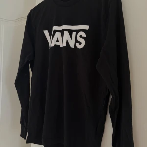 Vans tröja  - Svart Vans tröja som knappt är använd❣️