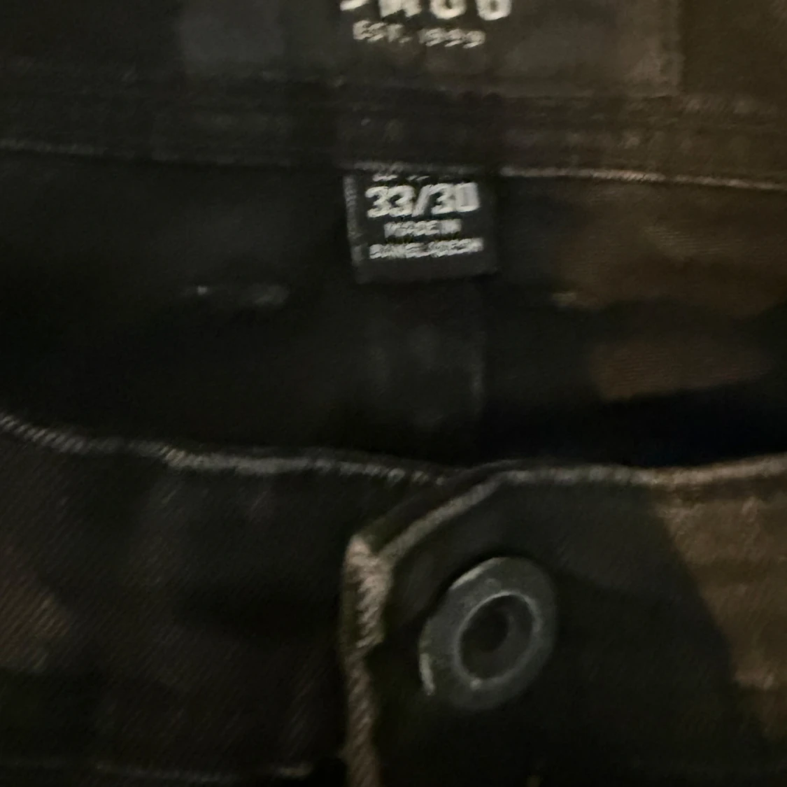 Svarta Levis 514 jeans 33/30 - 1