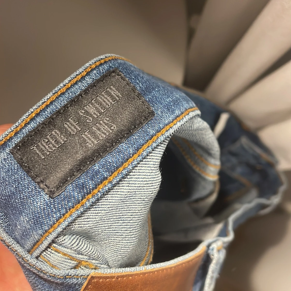 Blå jeans från Tiger of Sweden - 3