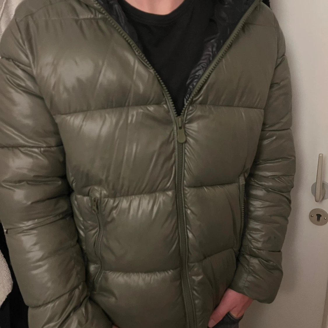 Olivgrön pufferjacka Save The Duck L
