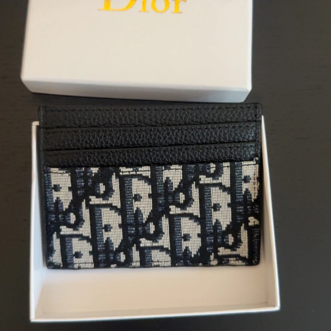 Plånbok i svart och beige - 2