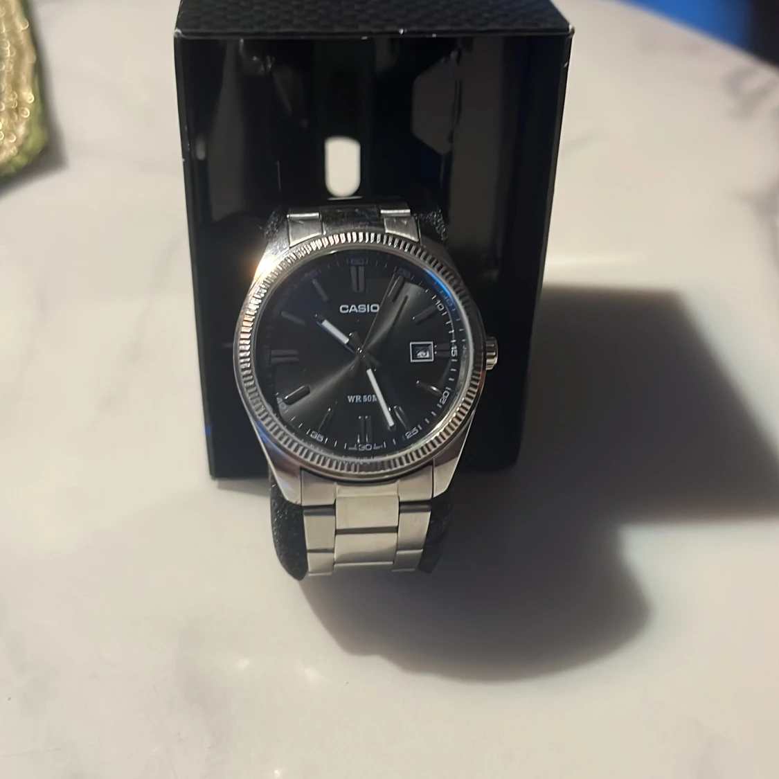 Casio silver klocka med svart urtavla