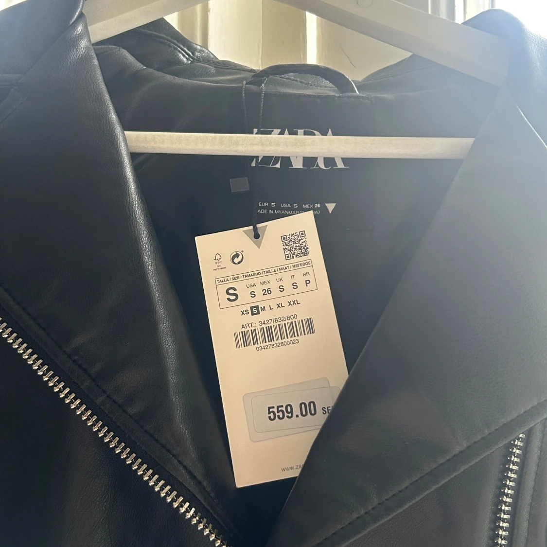 Svart skinnjacka från Zara, S - 2