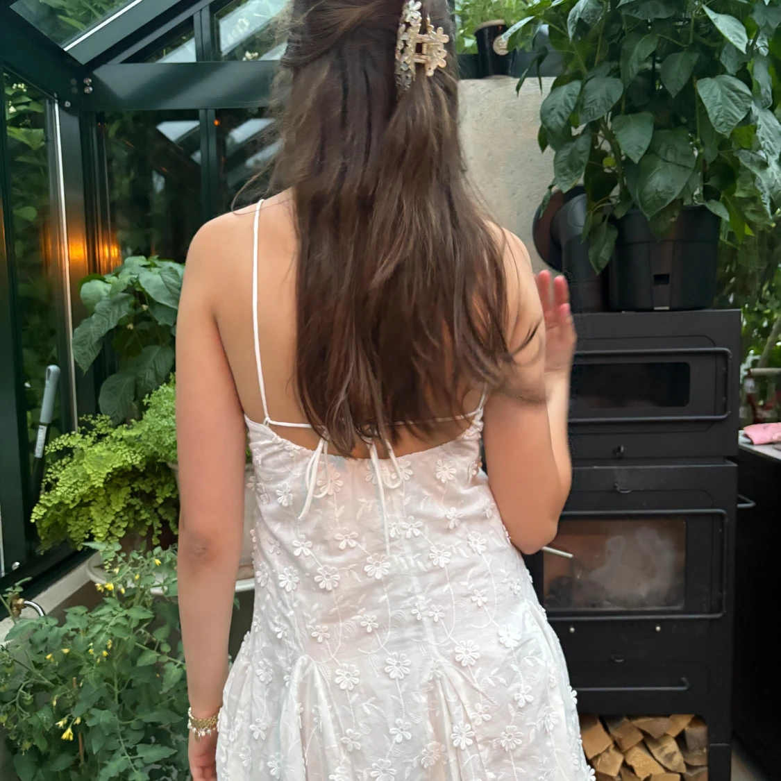 Vit blommig kort sommarklänning - 2