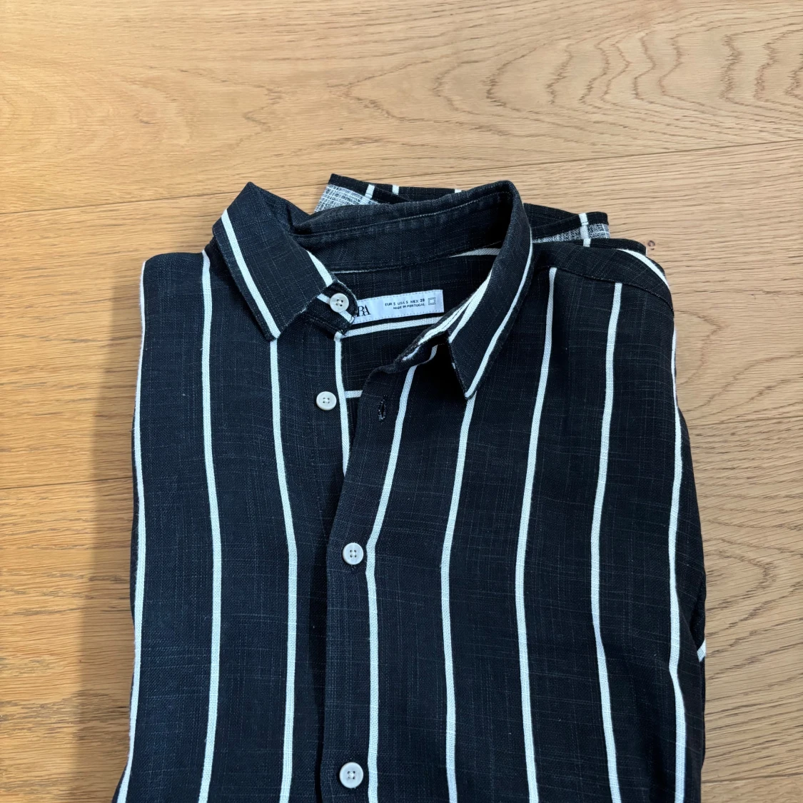 Svartvit randig skjorta från Zara