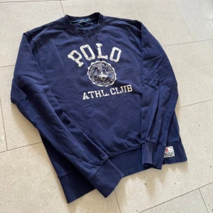 Polo ralph lauren tröja - En PRL tröja i 100% bomull, storlek M. Fint skick utan några defekter. 
