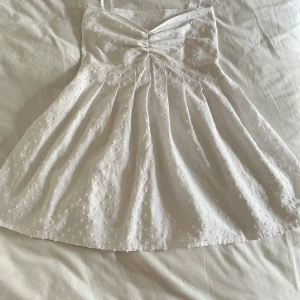 Vit topp - Supersöt topp. 