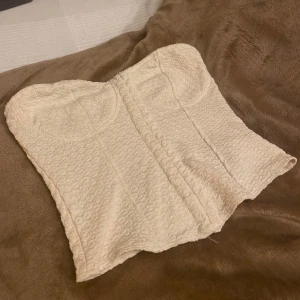 Beige topp - Snygg festlig topp