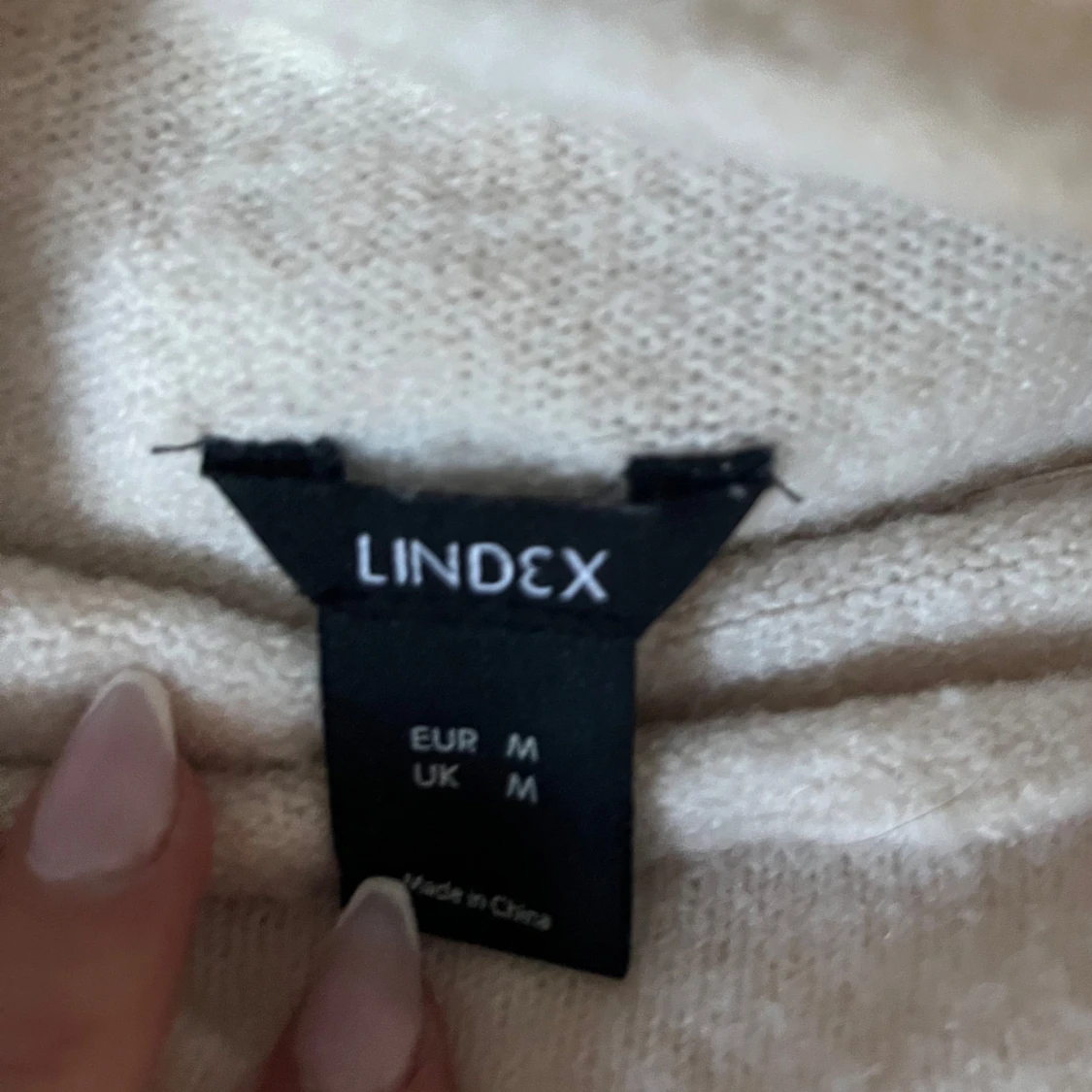 Beige stickad topp från Lindex - 2