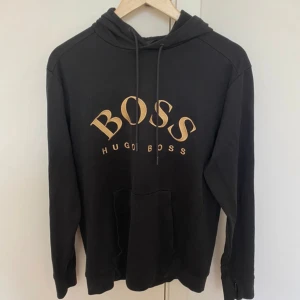 Hugo boss - Hugo boss hoodie. Storlek M.