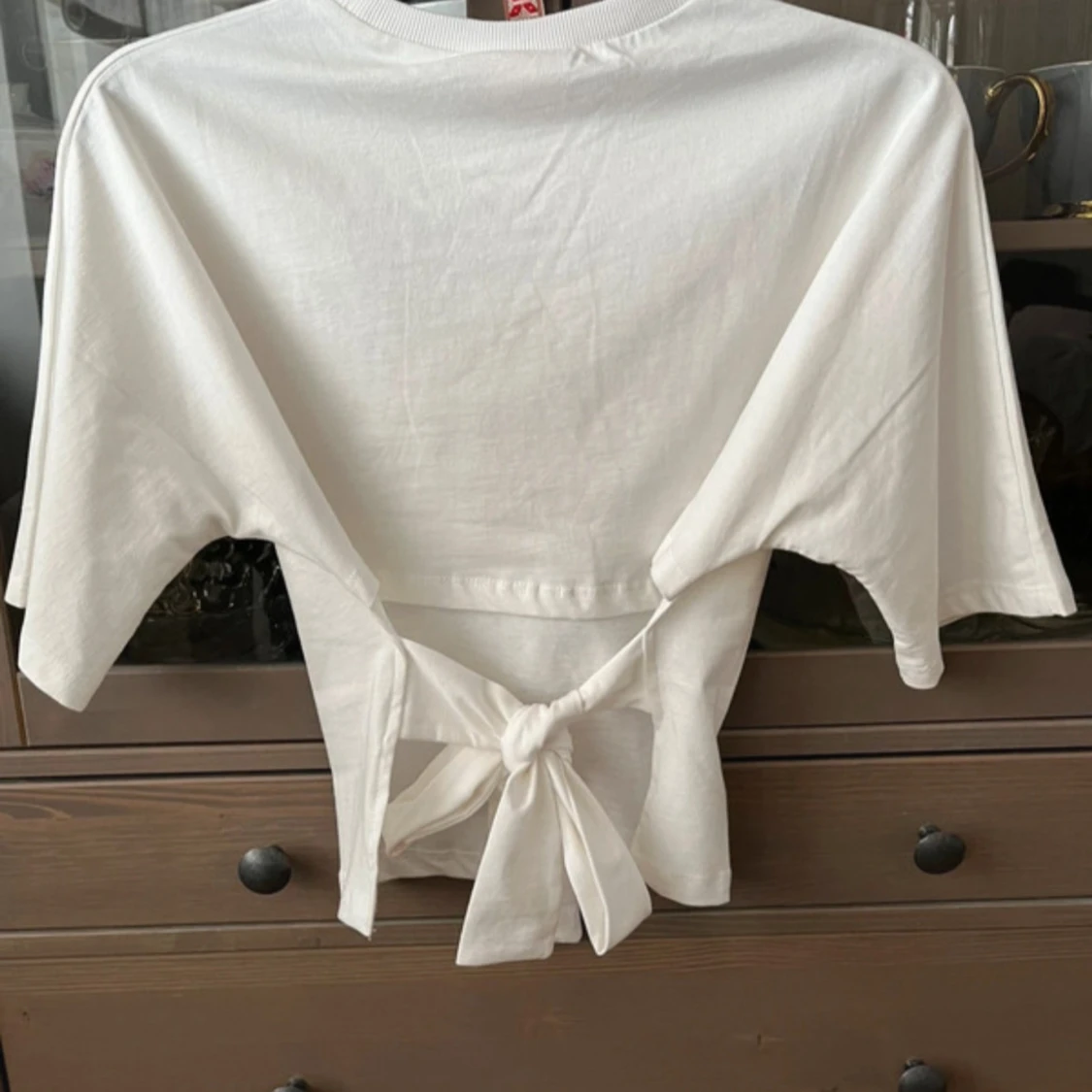 Vit topp från Nelly