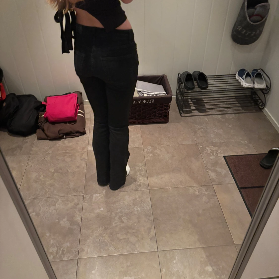 Svarta bootcut jeans - 2