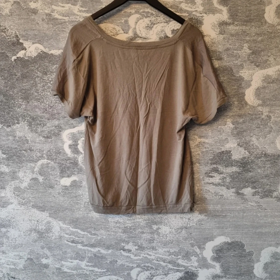 Khaki grön tshirt - 1