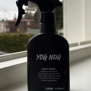 Yog Nog Body Spray från Lush - Säljer ungefär 40 ml av min yog nog