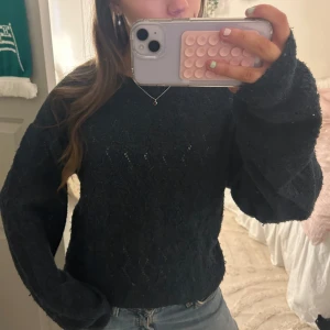  stickad tröja🍋 - Mysig stickad tröja som ej kommer till användning💘