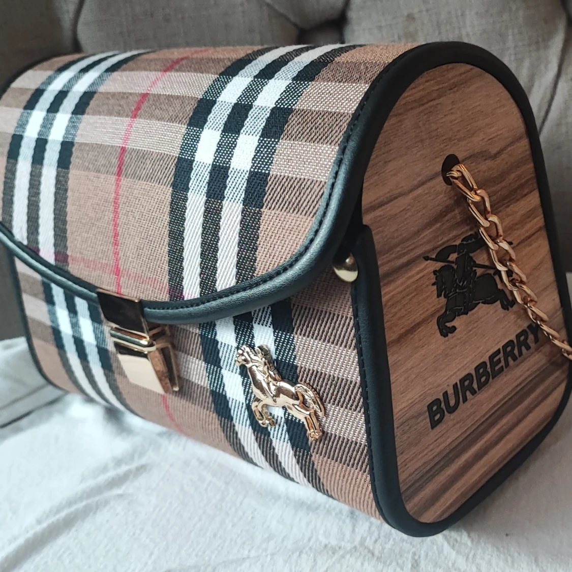 Rutig axelväska från Burberry - 1