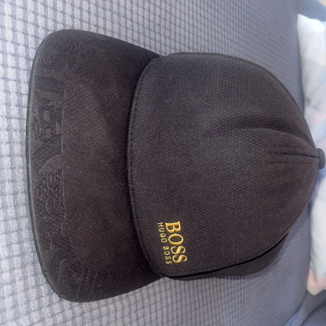 Limited edition Hugo Boss keps