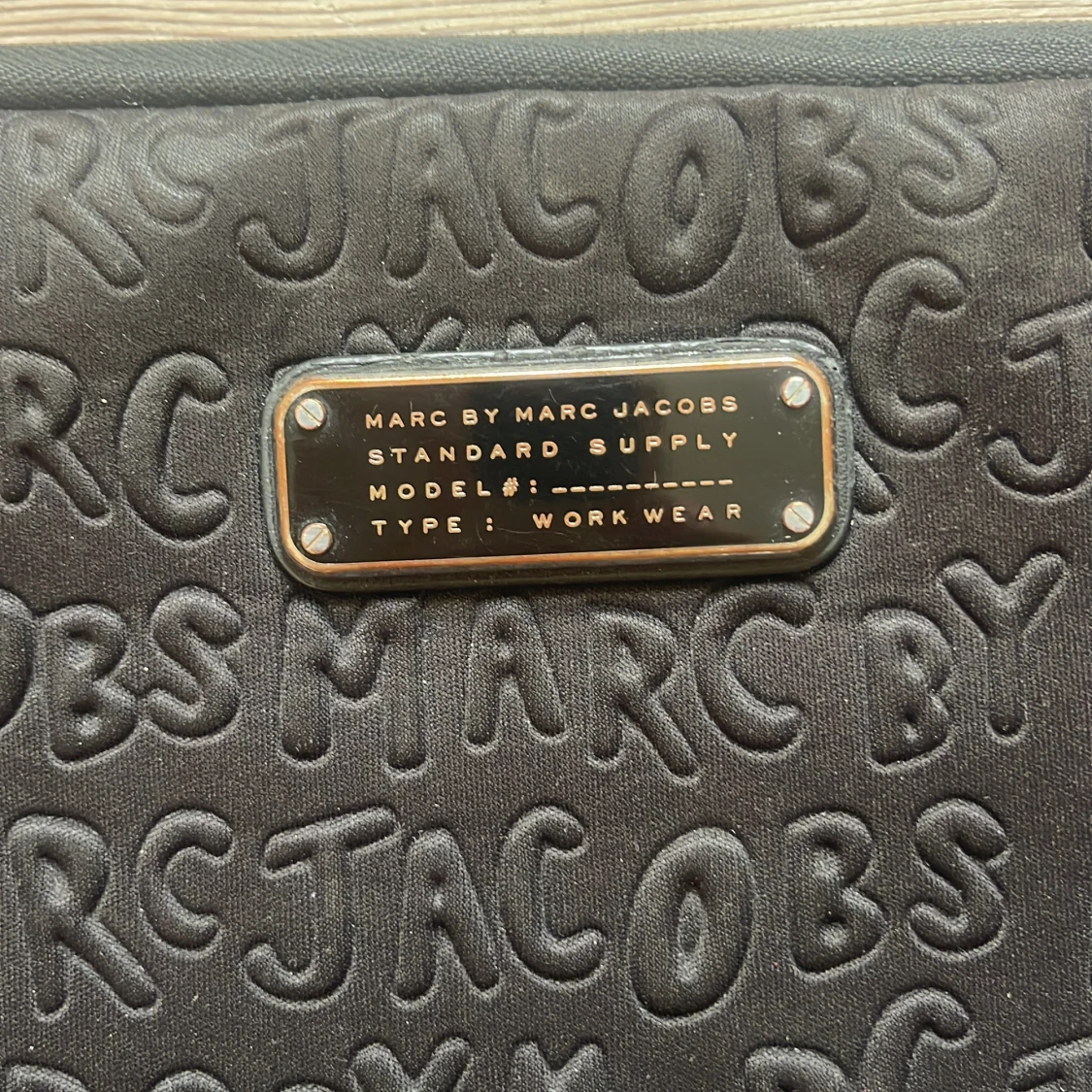 Svart datorfodral från Marc Jacobs - 1