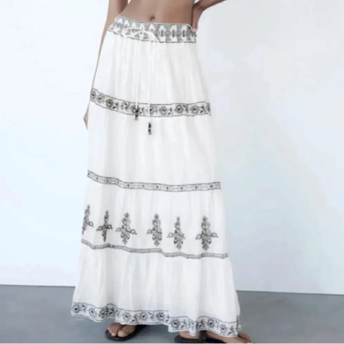 Vit långkjol Zara