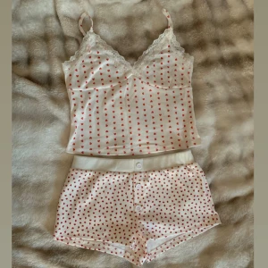 heart piamas set - såld❤️